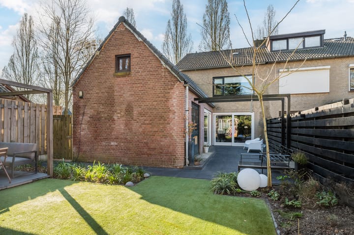 Foto 40 van Wilhelminalaan 2