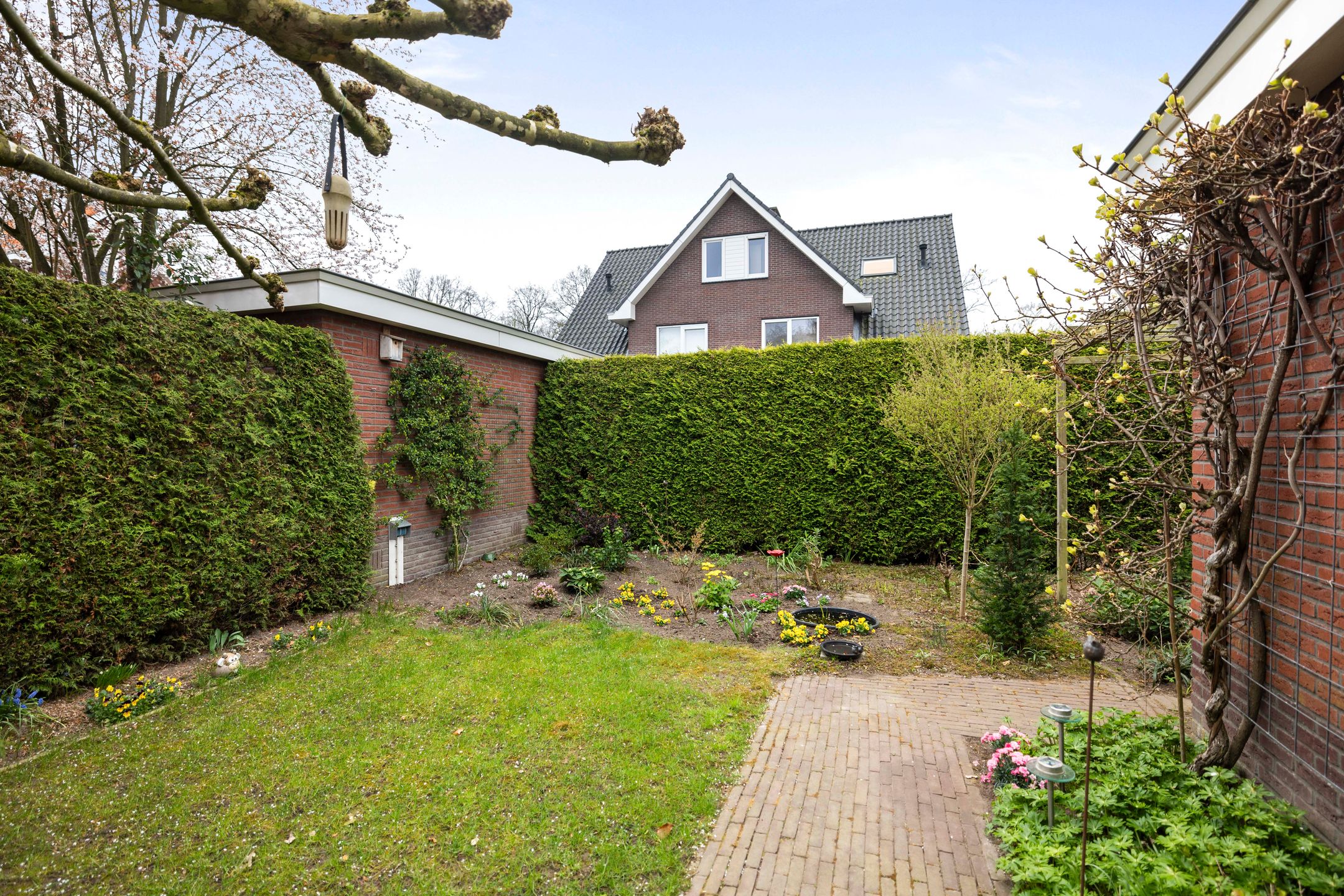 Photo 33 of Domineestraat 19