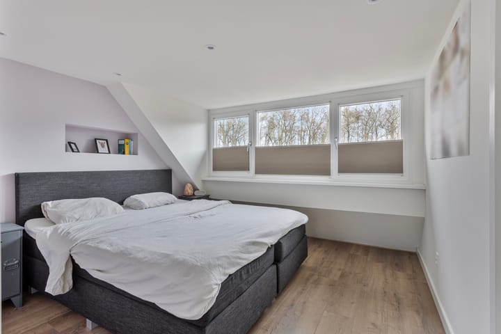 Foto 4 van Klagerstuin 148