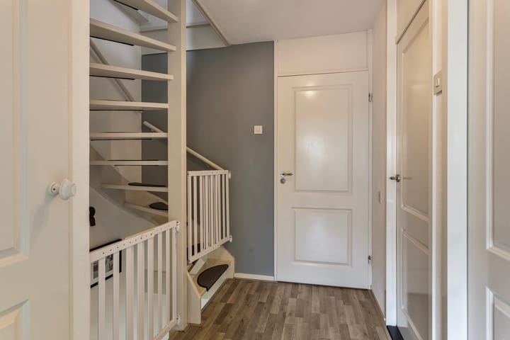 Foto 17 van Klagerstuin 148