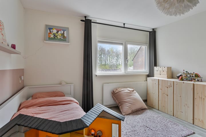 Foto 20 van Klagerstuin 148