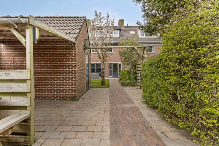 Foto 39 van Klagerstuin 148