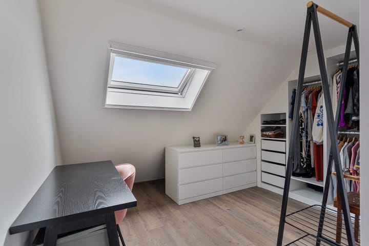 Foto 30 van Klagerstuin 148