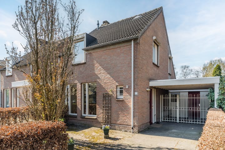 Foto 27 van Moutlaan 13