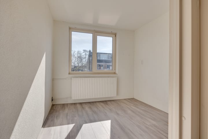 Foto 23 van Regenboog 48