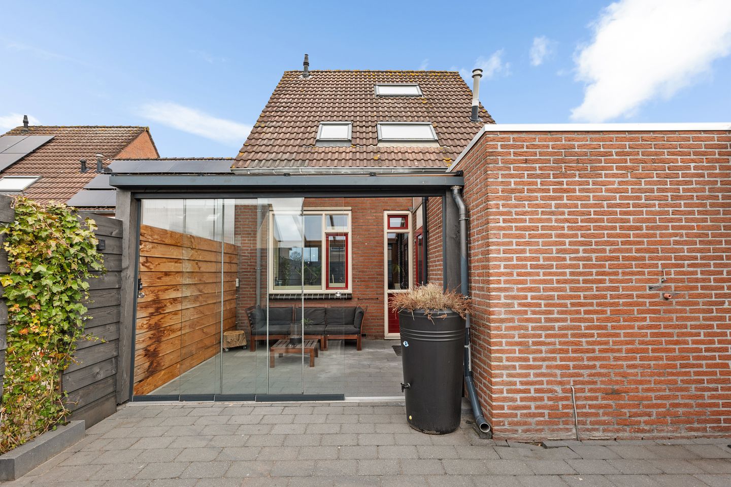 Photo 49 of Molenerf 8