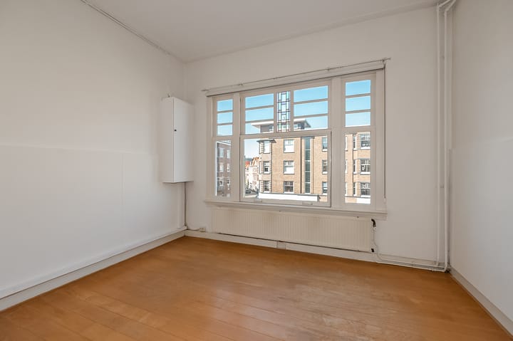 Photo 11 of Vondelstraat 56