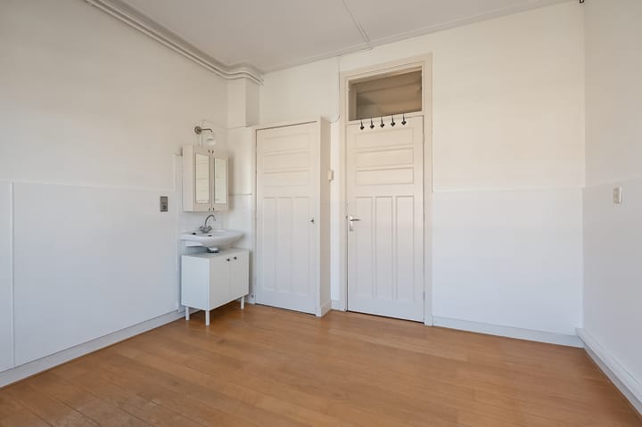 Photo 12 of Vondelstraat 56