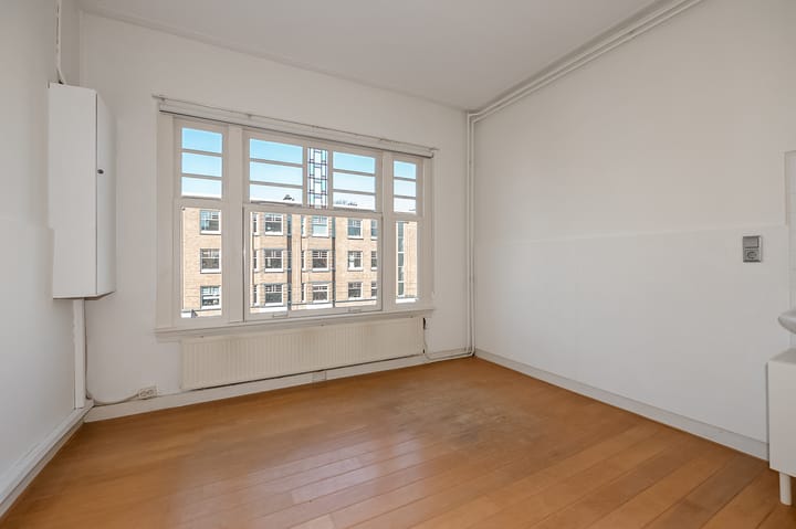 Photo 10 of Vondelstraat 56