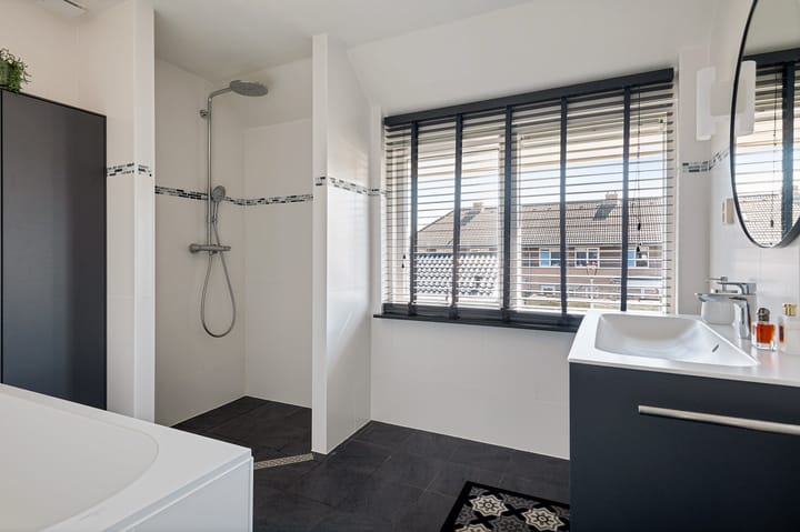 Foto 36 van Jacoba van Beierenweg 33