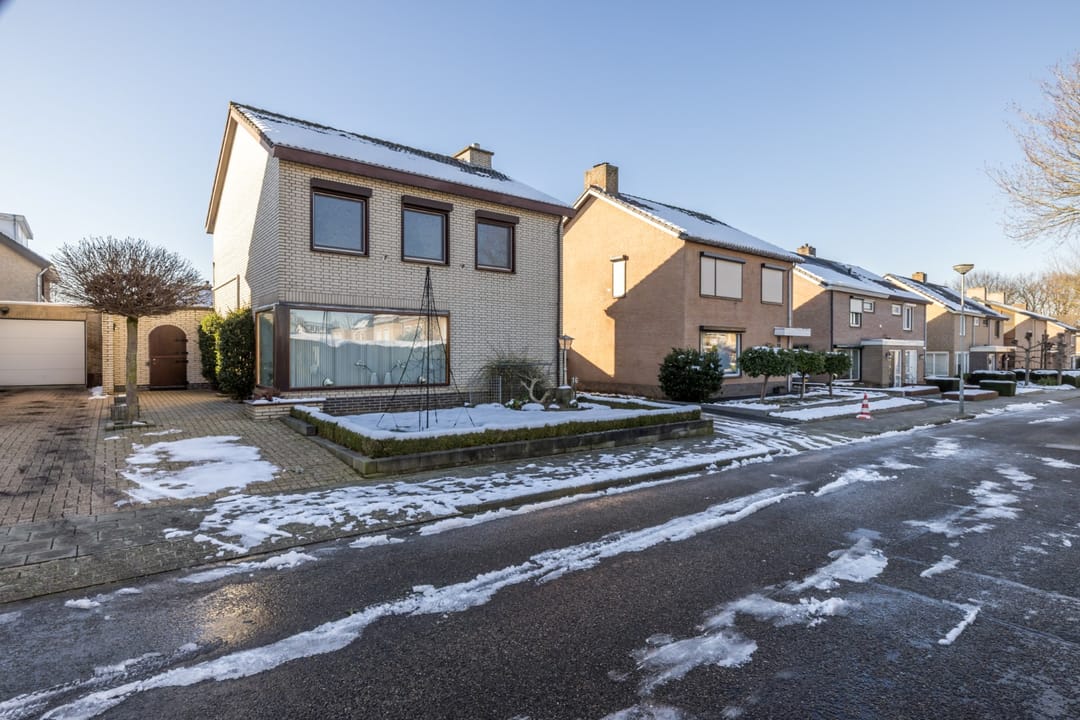 Foto 2 van Burg. Ramakersstraat 16