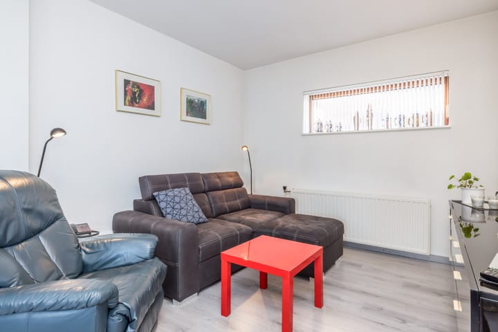 Foto 16 van Burg. Ramakersstraat 16