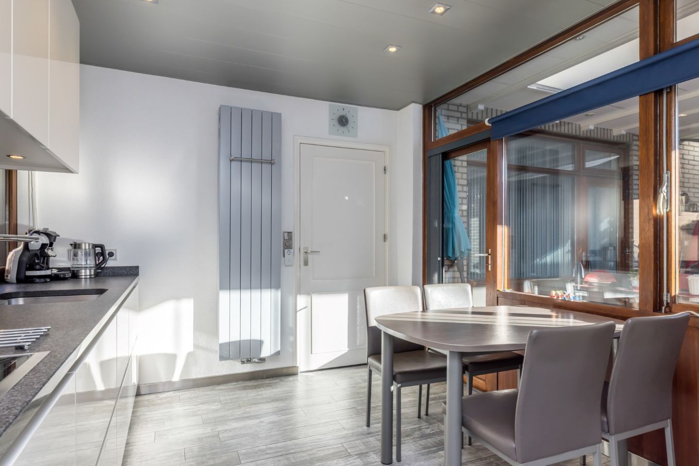 Foto 20 van Burg. Ramakersstraat 16