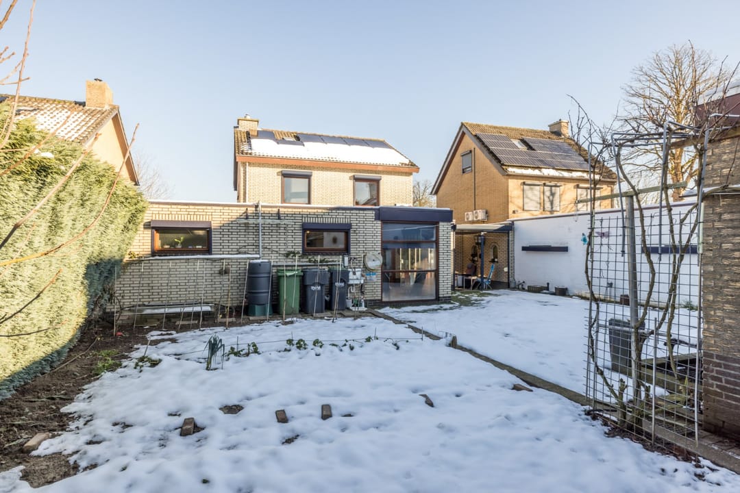 Foto 28 van Burg. Ramakersstraat 16