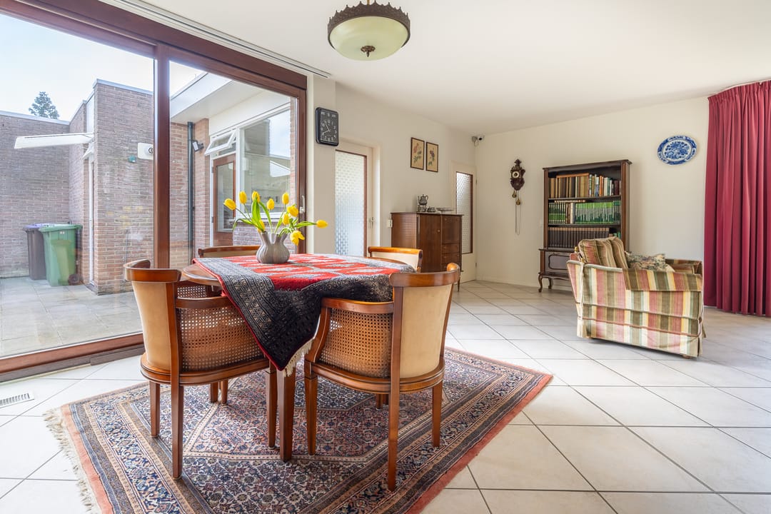 Foto 8 van Anna van Burenlaan 32