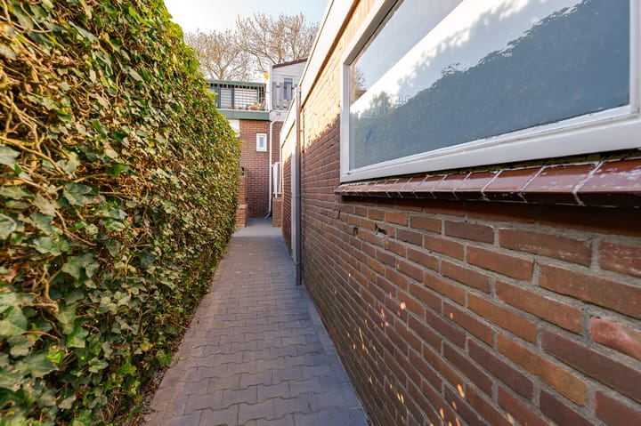 Photo 38 of Boven Oostdijk 43