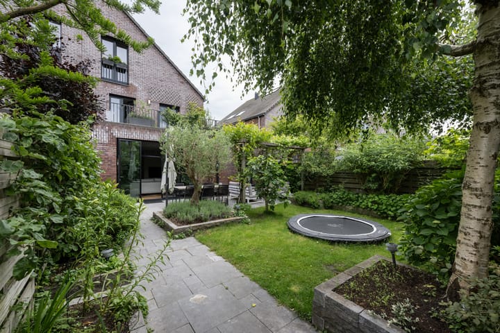 Foto 10 van Van Groningenhof 7