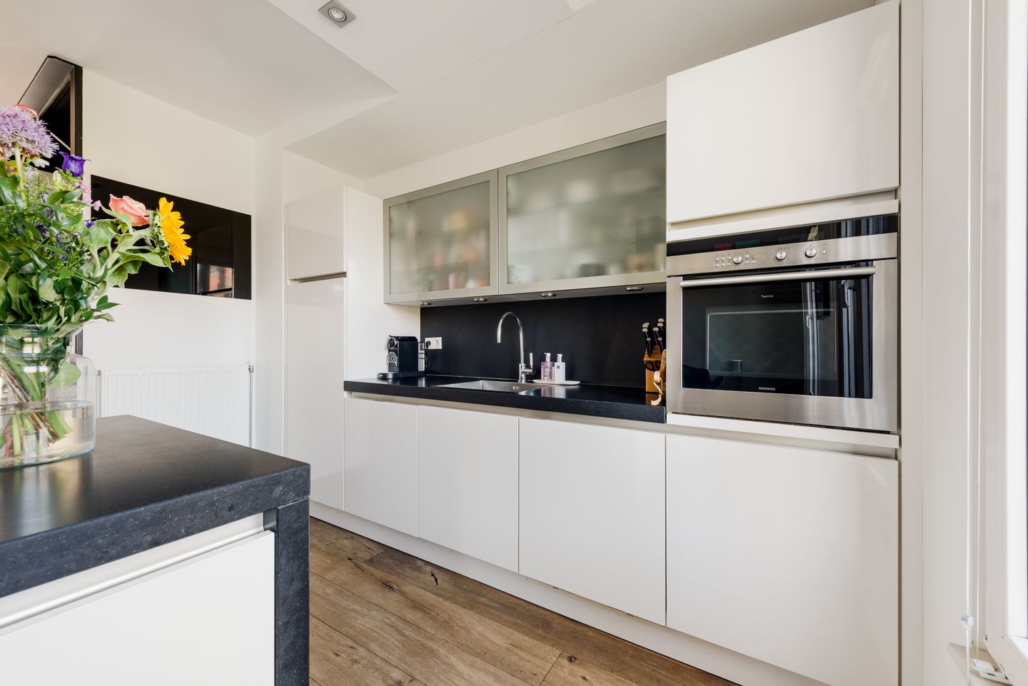 Foto 19 van Van Groningenhof 7