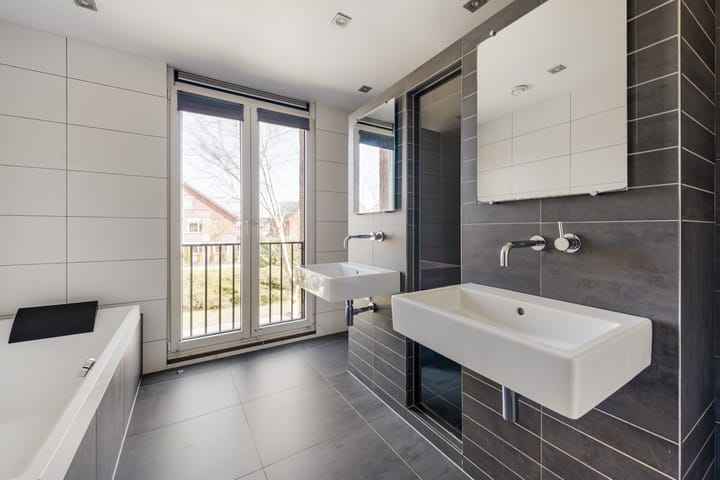 Foto 30 van Van Groningenhof 7