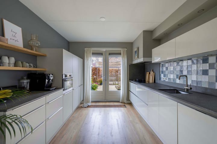 Foto 4 van Aambeeld 19