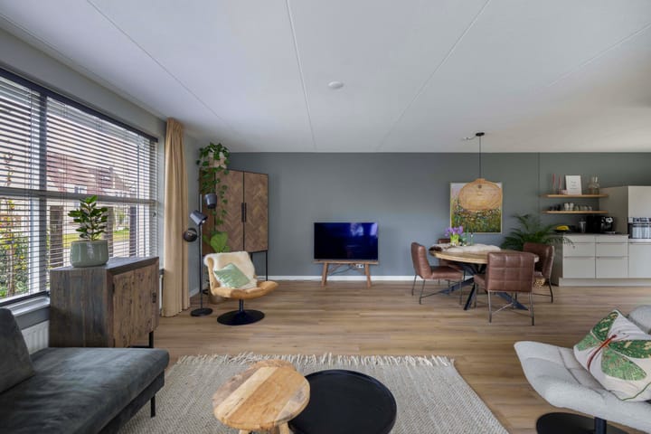 Foto 8 van Aambeeld 19