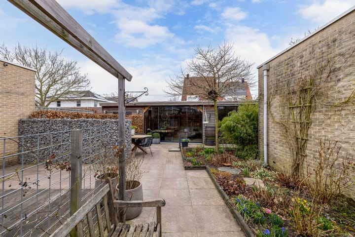 Foto 35 van Aambeeld 19