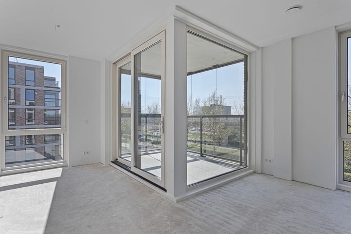 Photo 11 of Hagesteinstraat 63