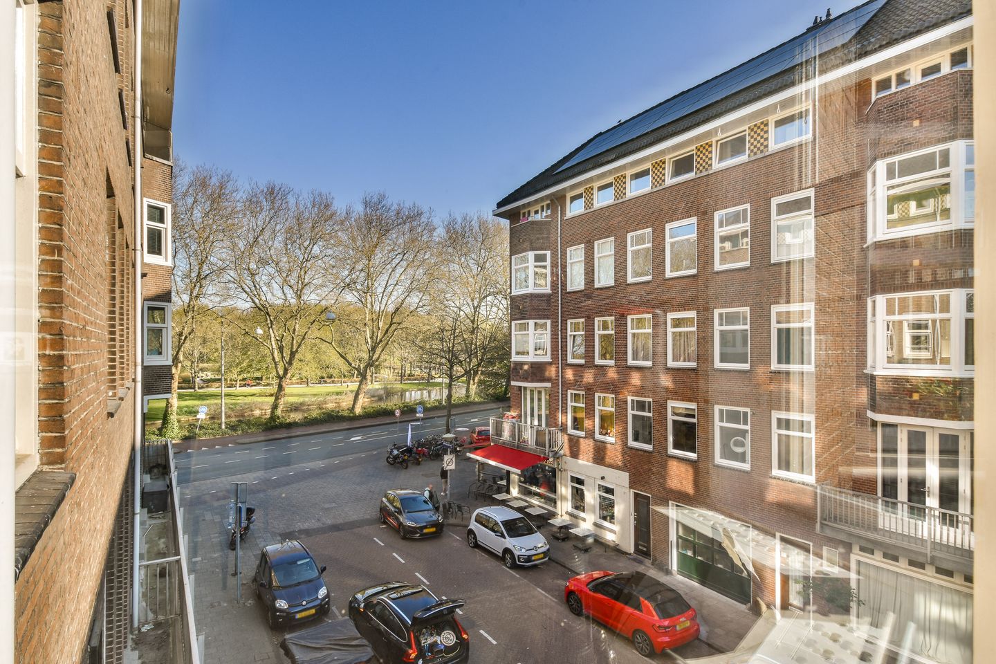 Photo 5 of John Franklinstraat 85-2