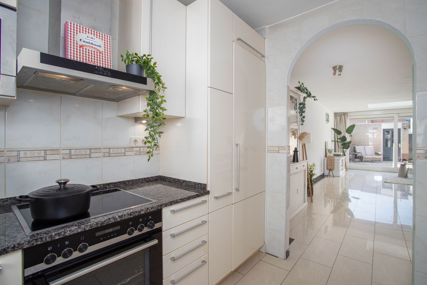 Photo 10 of Otterstraat 80