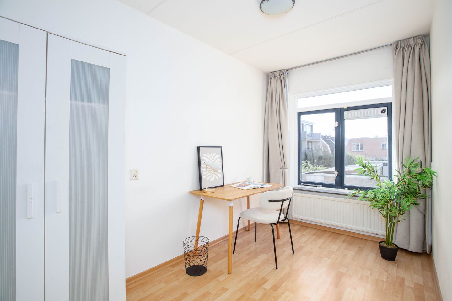 Photo 14 of Otterstraat 80