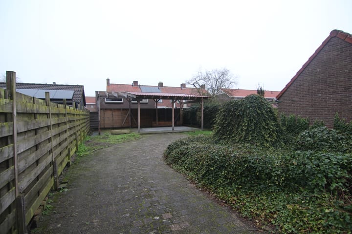 Photo 14 of de Haarstraat 23