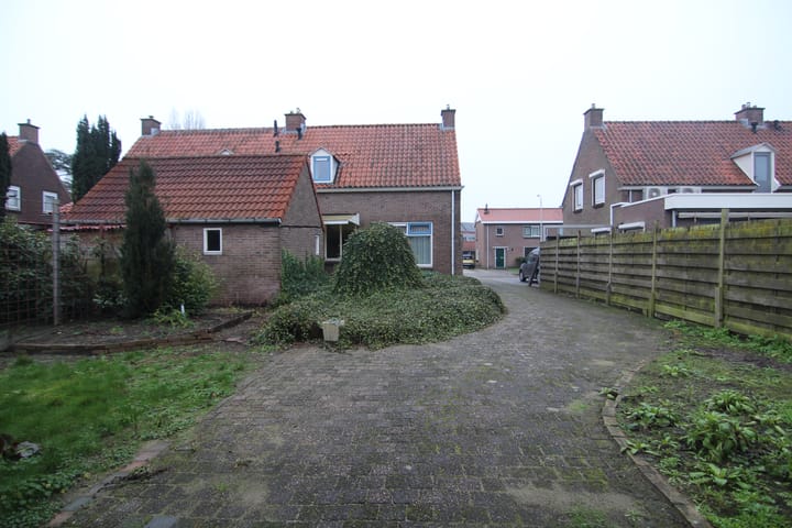 Photo 15 of de Haarstraat 23