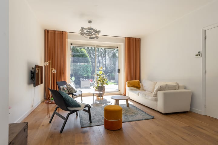 Foto 8 van Van der Helstlaan 7