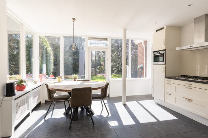 Foto 18 van Van der Helstlaan 7