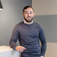 Randy Madronal - Makelaar