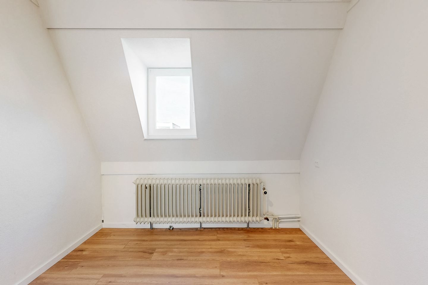 Photo 34 of Akerstraat 79