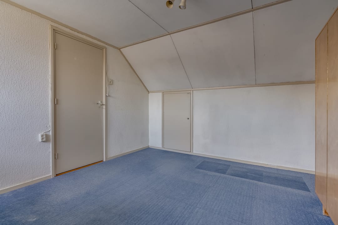 Foto 32 van Raedeckerplantsoen 17