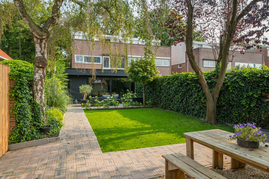 Photo 2 of Groenloseweg 85-III