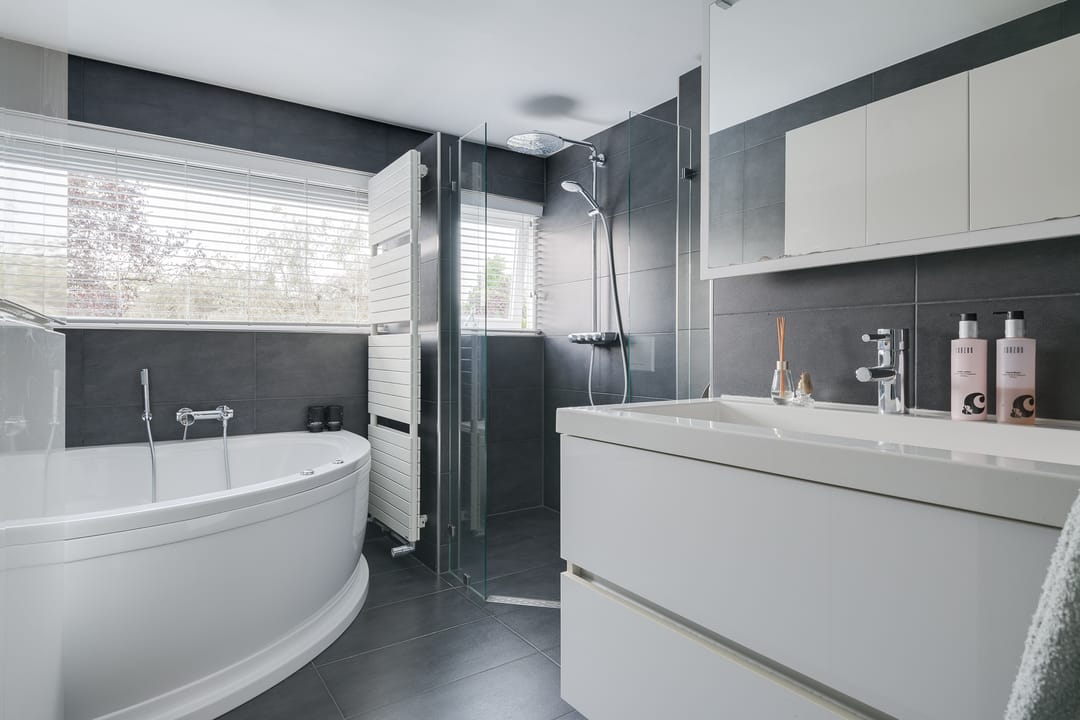 Photo 7 of Groenloseweg 85-III