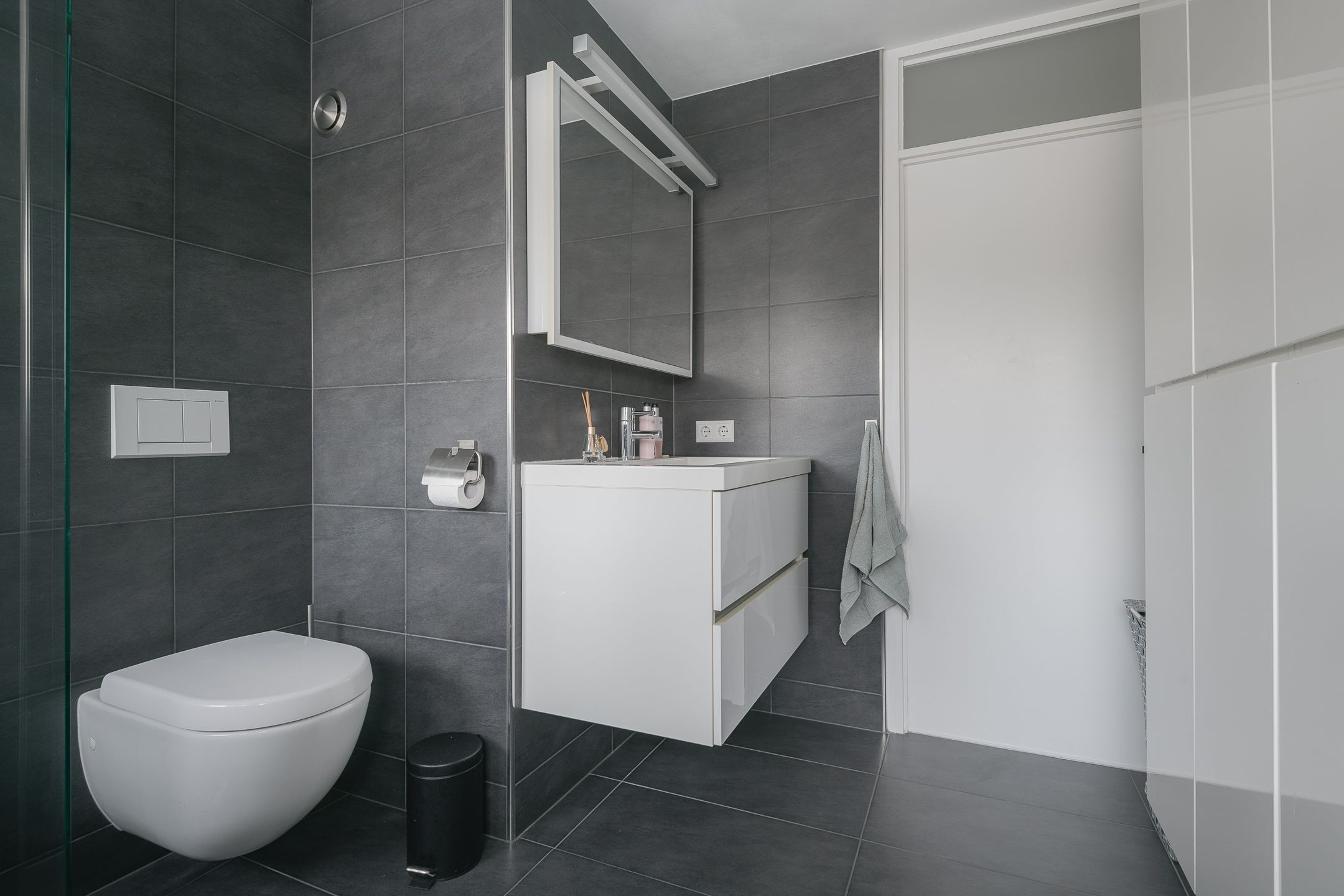 Photo 33 of Groenloseweg 85-III