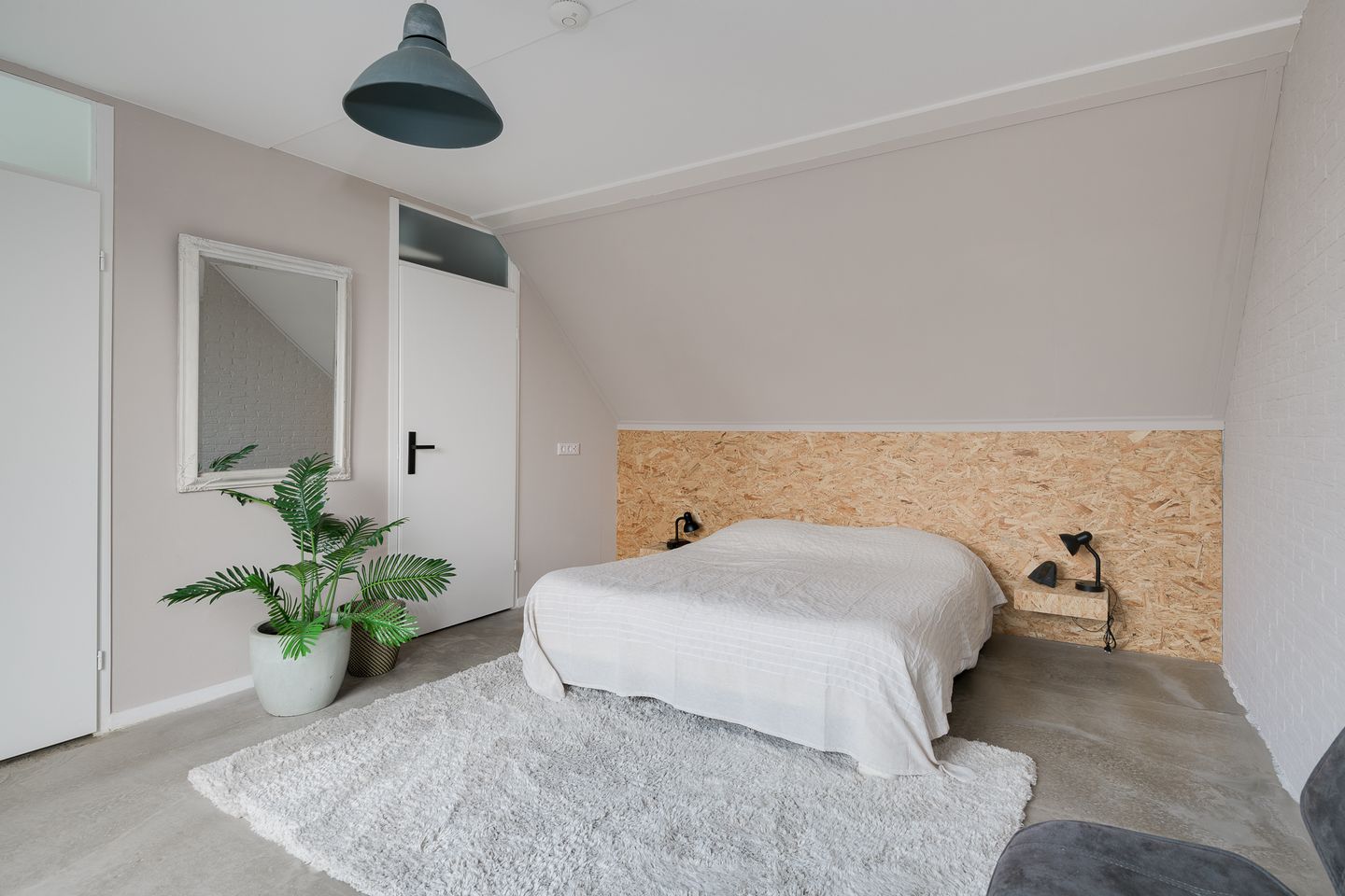 Photo 40 of Groenloseweg 85-III