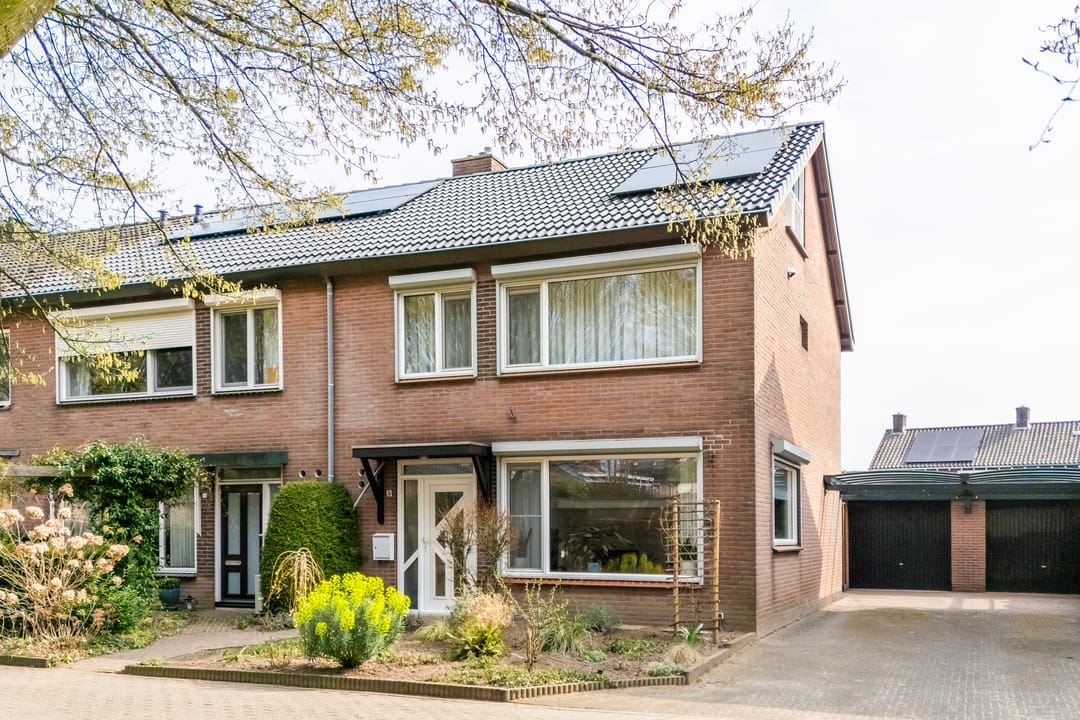 Foto 1 van Prins Johan Frisostraat 30