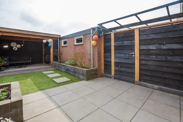 Foto 13 van Prins Johan Frisostraat 30