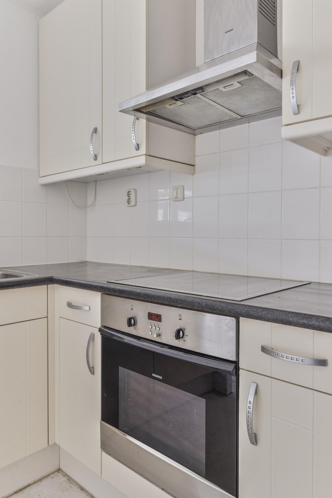 Photo 11 of Grünewaldstraat 36