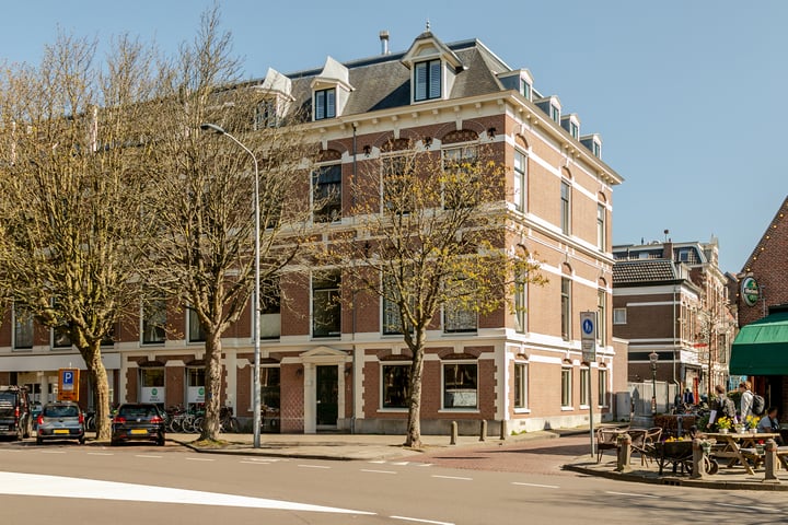 Nassauplein 2