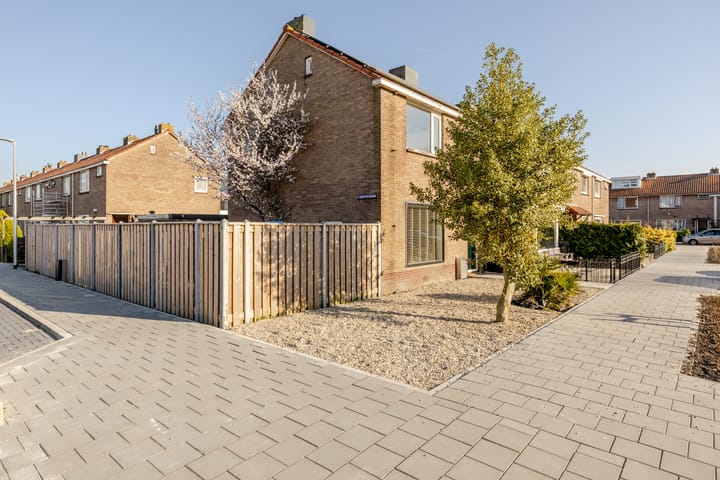 Photo 8 of Scheldestraat 8