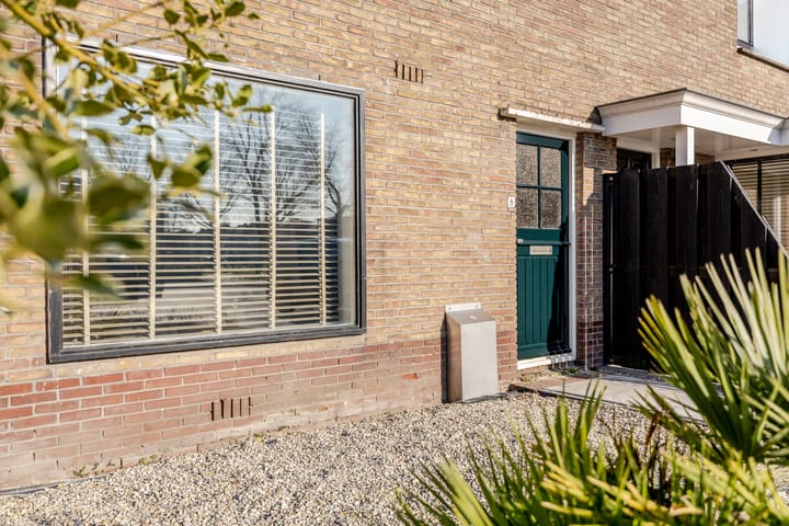 Photo 10 of Scheldestraat 8