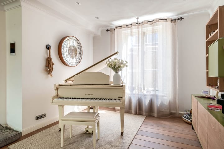 Foto 6 van Uranus 12