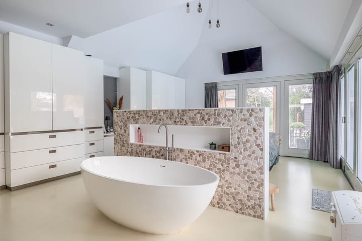 Foto 22 van Uranus 12