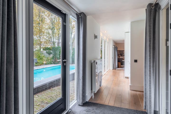 Foto 24 van Uranus 12